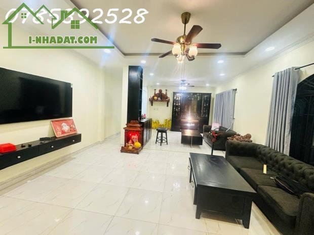 170m2 căn biệt thự Linh Đông - Thủ Đức-HXH - NGANG 8M - cạnh PHẠM VĂN ĐỒNG tương lai - 4
