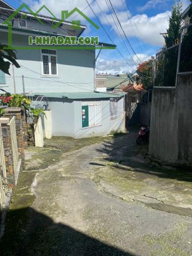 Chính Chủ Cần Bán Gấp Nhà Ngay Trung Tâm - 3