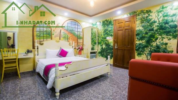 2mt Kdc Trung Sơn, làm hotel hay chuyển đổi chdv đều ok, 188m2, chủ gấp bán chào 46T - 1