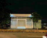 Nhà xưởng mặt tiền quốc lộ 1A, Bình Hưng Hòa B dt 490m2 giá 11 tỷ