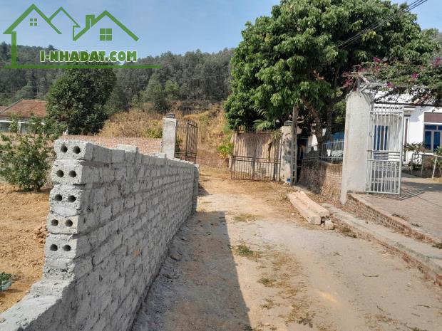 Bán đất Trí Yên, TP Bắc Giang 1400m2, mặt tiền 40m, 4.5 tỷ. - 1