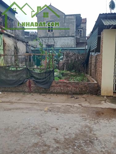 bán lô 42m phú nghĩa đường to 6m gần quốc lộ 6