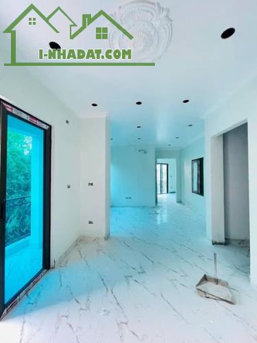 TÒA NHÀ LÔ GÓC- 75M2 - 6 TẦNG THANG MÁY  - VỈA HÈ Ô TÔ ĐỖ - 2