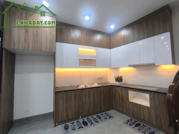Bán Nhà 5 Tầng Mới Full Nội Thất.chỉ 6,2 tỷ. Ngọc Thụy Long Biên - 1