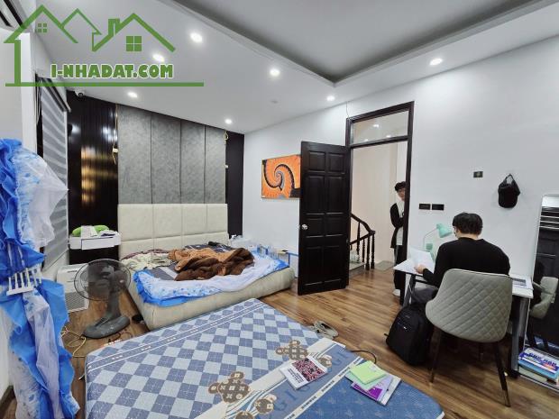 🏡 BÁN NHÀ XUÂN THỦY – 37m² – 5 TẦNG – MT 5.5m – 9.1 TỶ - 1