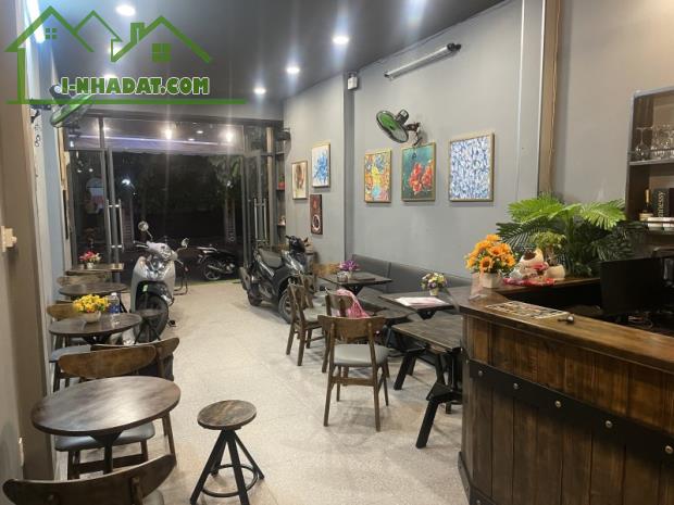 MẶT TIỀN KHU CAO LỖ - NGAY PARC MALL - 4X20M - 4 TẦNG MỚI ĐẸP - Ở NGAY - 2