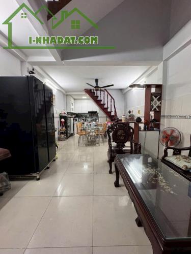 BÁN NHÀ MẶT TIỀN KINH DOANH THÔNG GÒ XOÀI - 3 TẦNG 4PN KIÊN CỐ - 48M2 CHỈ NHỈNH 4 TỶ XÍU - 1