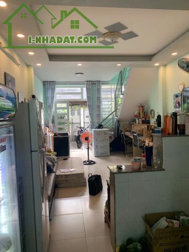 Nhà Gần Cá Sấu Hoa Cà Hiệp Bình Chánh ô tô đậu ngay nhà. - 3