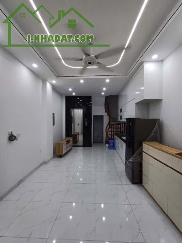 BÁN NHÀ LÊ LỢI HÀ ĐÔNG  GẦN CHỢ 5 TẦNG CÓ THANG MÁY 8,2 tỷ - 2