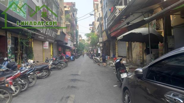 HOT - Bán nhà phố Hoàng Hoa Thám -  phố cổ Hà Đông, 63m2, chỉ hơn 100tr/1m2