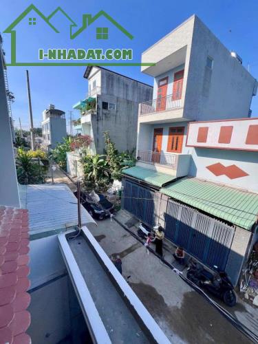 Siêu phẩm NHÀ 3 LẦU Sang - Xịn - Mịn thiết kế hiện đại, cách đường Lò Lu chỉ 50m - 4
