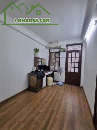 Nhà đẹp phố Hào nam full tiện ích - 1
