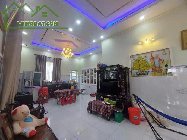 HÀNG THƠM CHỦ NGỘP GIẢM hơn 5 tỷ BIỆT THỰ 412M2 MẶT TIỀN TRUNG TÂM TRỊ TRẤN CỦ CHI - 4