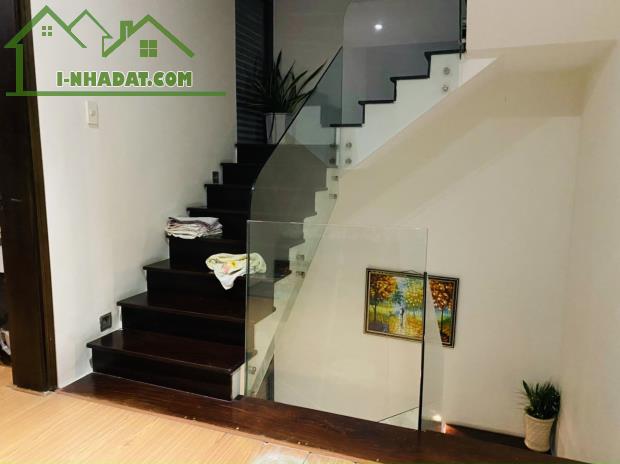 NHÀ PHỐ KHU BÊN SÔNG THỦ ĐỨC - 184M2 (7.3 X 25M X 3 TẦNG) - gần GIGAMALL PHẠM VĂN ĐỒNG  -