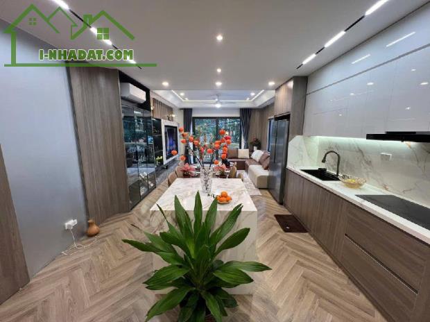 🏡 Ngọc Lâm, Long Biên, 45m2 x 5 tầng, Thang máy, Ô tô, 9 tỷ 45 - 1