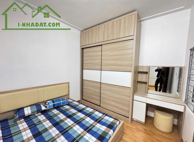 Bán nhà Cầu Cốc 38mx 5T ngõ thông Ô TÔ đỗ cửa ở sướng 5,95 tỷ