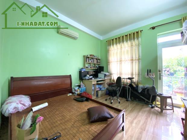 BÁN NHÀ HẺM NHỰA 6m, KHU PHÂN LÔ CAO TẦNG GẦN CHỢ HIỆP BÌNH 4X20 CHỈ 8,x TỶ. - 1
