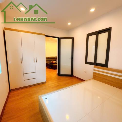 Bán căn hộ tập thể mặt phố Trường Chinh, Đống Đa, nhà đẹp, 3 ngủ, 2vs tặng full nội thất - 2