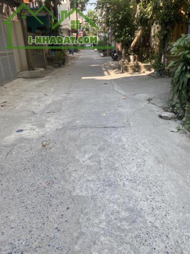 MỸ ĐÌNH 42m² - Ô TÔ NHỎ QUA - 5M RA MẶT PHỐ - NGÕ THÔNG . Lh 0876196866 . - 2