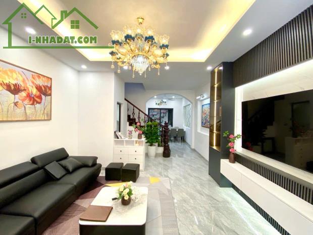 BÁN NHÀ TRUNG TÂM QUẬN THANH XUÂN, PHÂN LÔ VIP, VF3 LÙI CỬA, 10M Ô TÔ ĐỖ, NHÀ ĐẸP - 3 - 3
