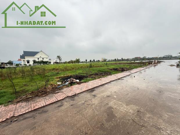 Bán đất biển du lịch 83m2 cách bãi tắm 100m chỉ hơn 1 tỷ - 1
