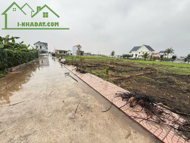 Bán đất biển du lịch 83m2 cách bãi tắm 100m chỉ hơn 1 tỷ - 2