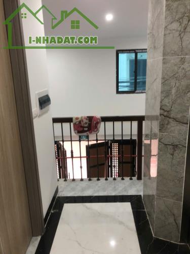 Bán căn hộ DV ngõ 228 Tam Trinh, DT 95/100m, 7 tầng mới, MT 6.5m, 27 tỷ, ngõ oto tránh. - 3
