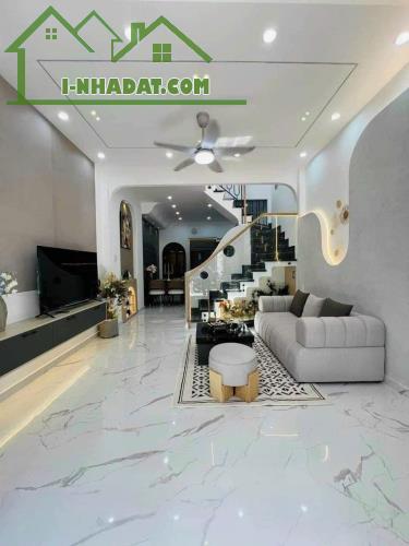 Bán gấp nhà mặt tiền Thống Nhất. Phường 16. Gò Vấp. Giá 2 tỷ 650. - 2