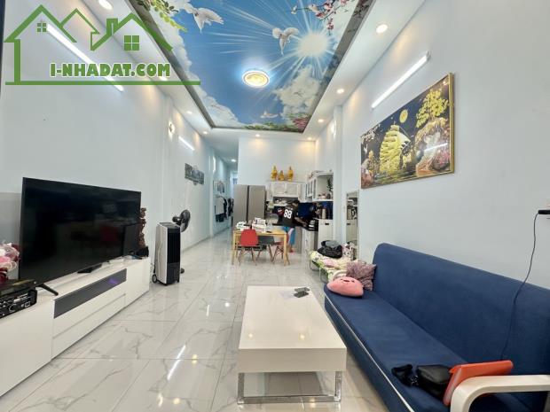 BÁN NHÀ- ĐƯỜNG QUỐC LỘ 13- KDT VẠN PHÚC-DIÊNJ TÍCH 130M2-GIÁ NHỈNH 6 TỶ - 3