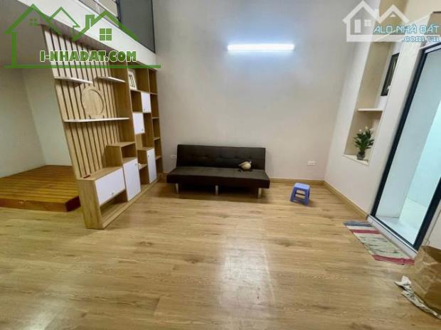 Hộ Khẩu Đống Đa - 2ngủ đủ công năng - Cách phố 15m chỉ nhỉnh 2tỷ - 2