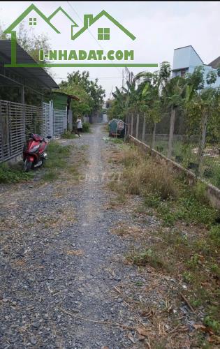 Chính chủ bán đất diện tích 196m2 cách quốc lộ 22 tầm 30m, xã Phước Hiệp, Củ Chi