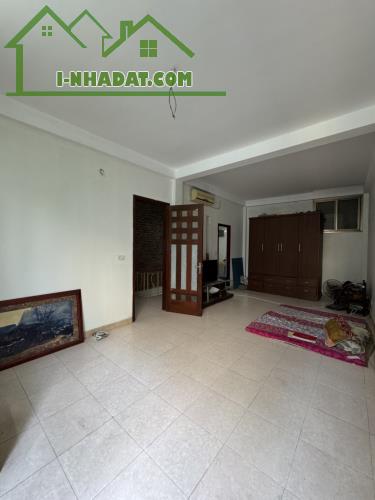 Bán nhà đường Nguyễn Trãi, Thanh Xuân, nhà dân xây kiên cố, mặt tiền rộng, ngõ rộng - 2