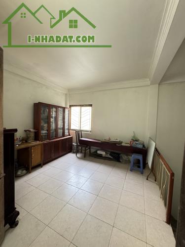 Bán nhà đường Nguyễn Trãi, Thanh Xuân, nhà dân xây kiên cố, mặt tiền rộng, ngõ rộng - 1