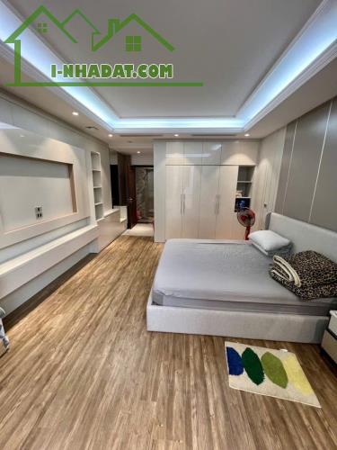 TRUNG TÂM NGÃ TƯ SỞ, Ô TÔ, KINH DOANH, CHỈ 10.3 TỶ. - 2