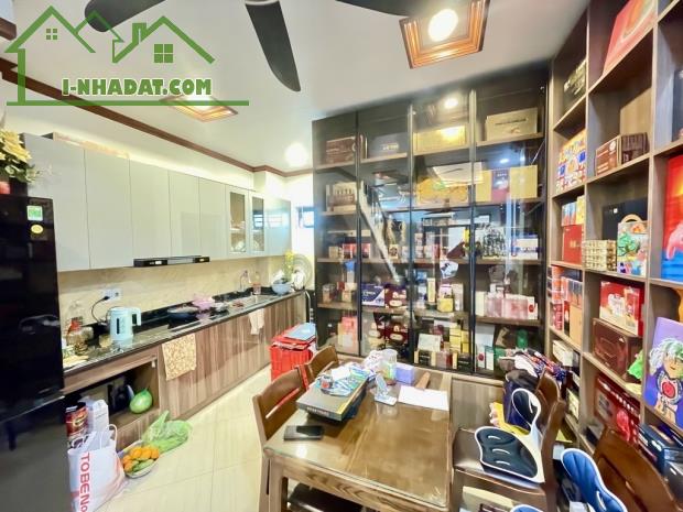 Bán Nhà Tư Đình, Long Biên 45m2-7.1 tỷ-NHÀ ĐẸP DÂN XÂY - TRƯỚC NHÀ 3.5M - FULL NỘI THẤT-Ô - 1