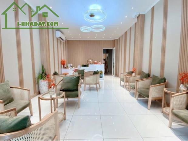 **Bán nhà mặt tiền phường 13** MT Tân Hải, Tân Bình; (102m2) 3L - 17,8 tỷ - 1