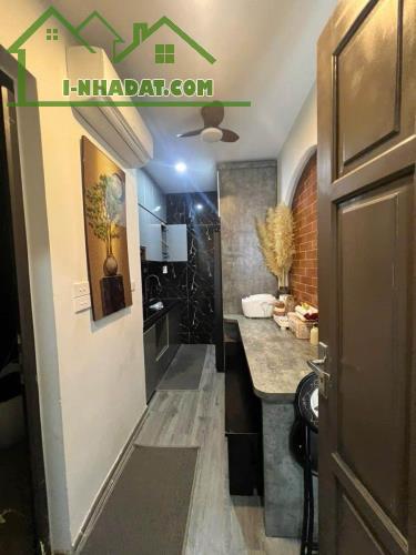 NHÀ HÓT CẦN BÁN.ĐẠI HẠ GIÁCMN DÒNG TIỀN SIÊU ĐẸP 8 PHÒNG- NGÕ THÔNG TỨ PHÍA - 50M RA OTO T