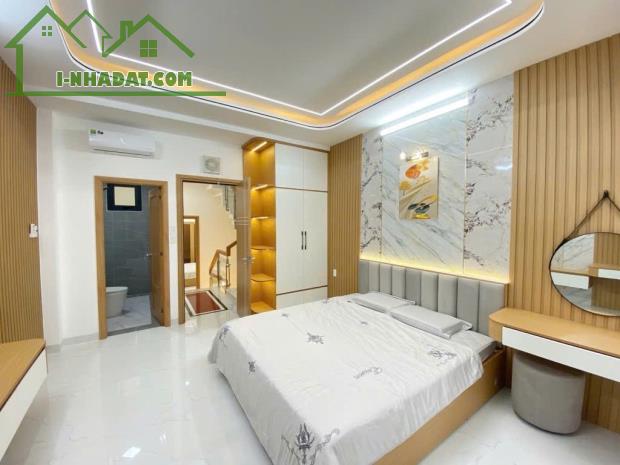 Căn góc 2 mặt thoáng – 68m2  Nhà đẹp tại Tỉnh Lộ 10 – sổ riêng, dọn vào ở ngay