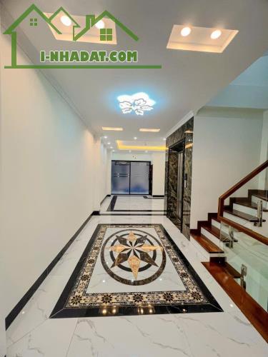 BÁN NHÀ MẶT PHỐ TRẦN BÌNH Ô TÔ THANG MÁY KINH DOANH DT 81M 5T MT 5M GIÁ 19,7 TỶ