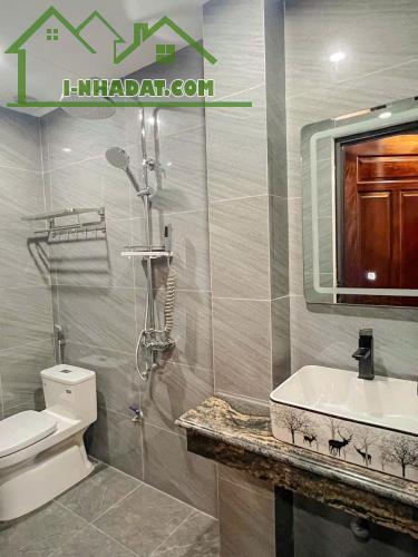 BÁN NHÀ MẶT PHỐ TRẦN BÌNH Ô TÔ THANG MÁY KINH DOANH DT 81M 5T MT 5M GIÁ 19,7 TỶ - 4