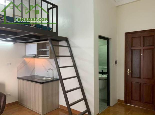 TÒA CCMN ĐƯỜNG NGUYỄN KHANG - 63M2 X 7 TẦNG - 16 TỶ - OTO GẦN   - THANG MÁY - DÒNG TIỀN - 1
