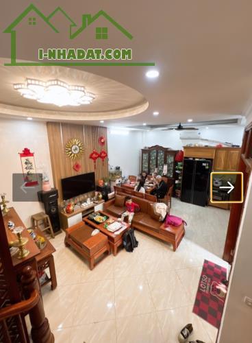 BÁN NHÀ PHÔ MINH KHAI 48M, LÔ GÓC, GẦN Ô TÔ, FULL NỘI THẤT XỊN. GIÁ HƠN 8 TỶ - 3