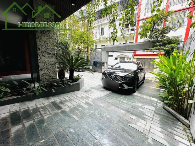 SIÊU BIỆT THỰ- Phố Kim Mã (Giang Văn Minh) 360m2/ 3 Tầng/MT 12m -99 Tỷ, Gara Ô tô