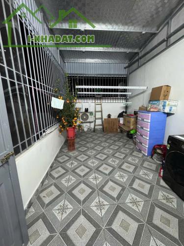 Bán nhà phố Minh Khai, gần Chợ Mơ Bạch May, sát mặt phố, mới xây, 30m2 x 5 Tầng - 4