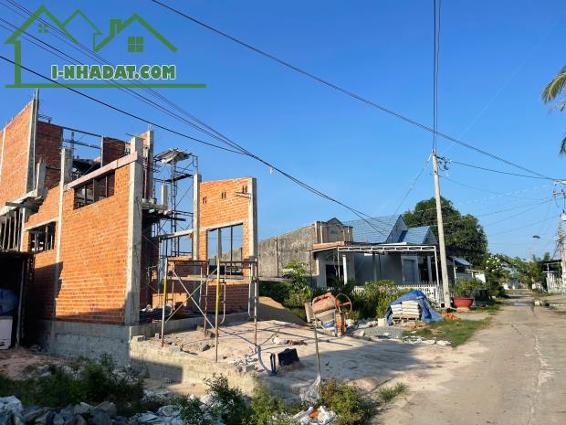 Bán 3000m2 đất hẻm Trần Quốc Toản, thị xã LaGi giá rẻ nhất sổ riêng - 3