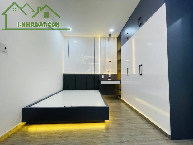 BÁN NHÀ CƯ XÁ PHÚ BìNH LẠC LONG QUÂN P5Q11 . HẺM NHỰA 8M. CÓ THANG MÁY+VỊ TRÍ ĐẸP CHỈ 9,9Đ - 3