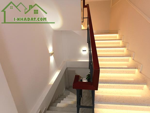 Bán Nhà Khu Đồng Bộ - Tân Bình - 40m²(4,5 x 9) - 5 Tầng - Hẻm 4m - Hoàn Công Đủ 100% - 5
