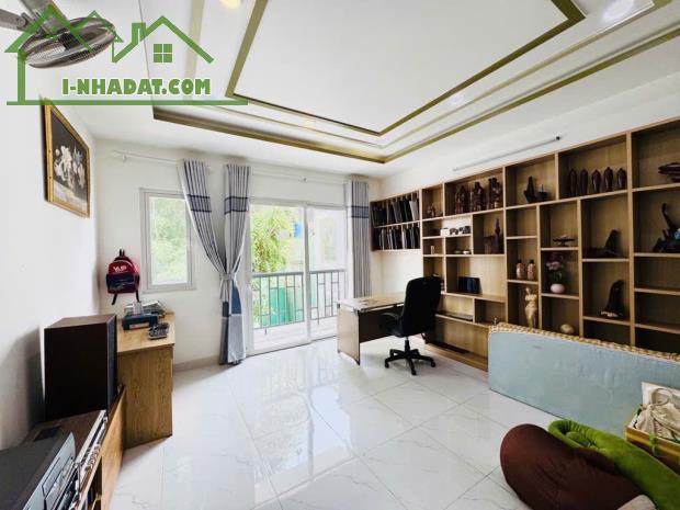 BÁN NHÀ HXT SÁT MT PHAN ĐÌNH PHÙNG, PN, (4.3M*18M), TIỆN VỪA Ở VỪA KD, 10.9 TỶ