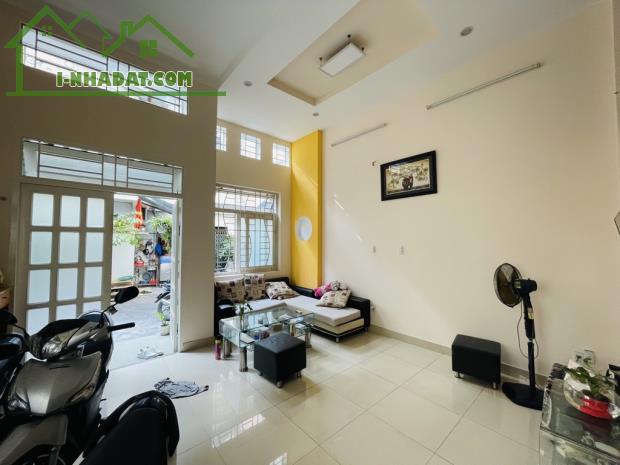 N284 - Nhà Bán Quận 3 , Lê Văn Sỹ , xây full 60.4m2 , 4 Pn, 4 vệ sinh Giá 10 tỷ 9 - 2
