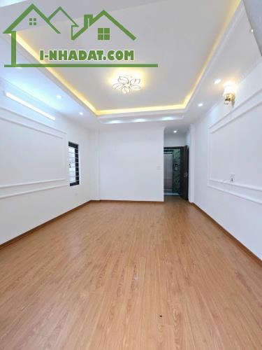 Nhà đẹp Ba Đình 36m2 x 6 tầng thang máy - Lô góc - Gần phố - Ngõ thông. - 1